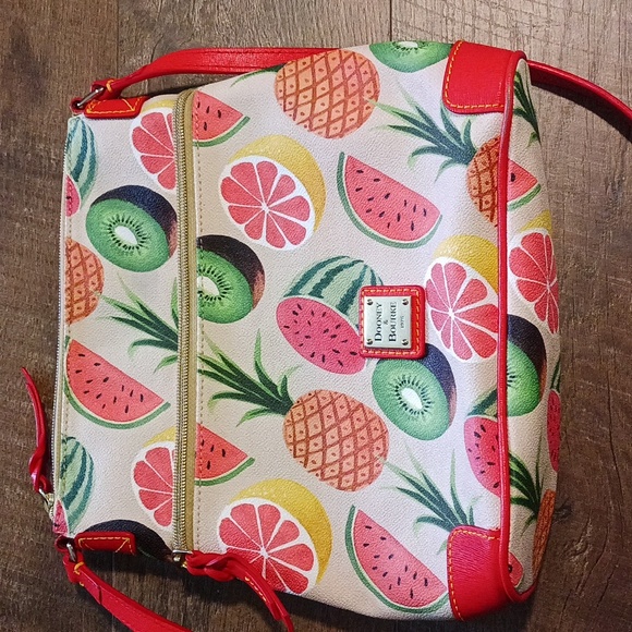 Dooney & Bourke Fruit print Bag ๐๐๐ - Picture 2 of 14